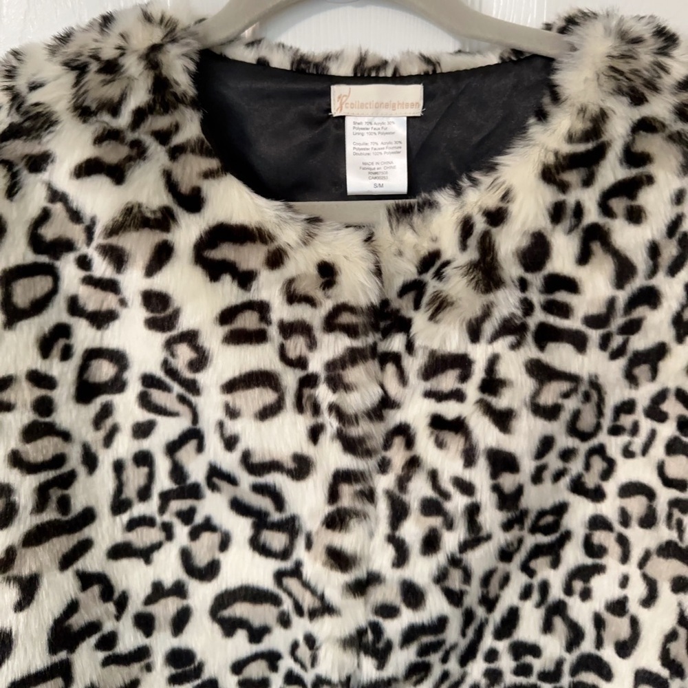 Collection XIIX Leopard Print Cape - Picture 5 of 16